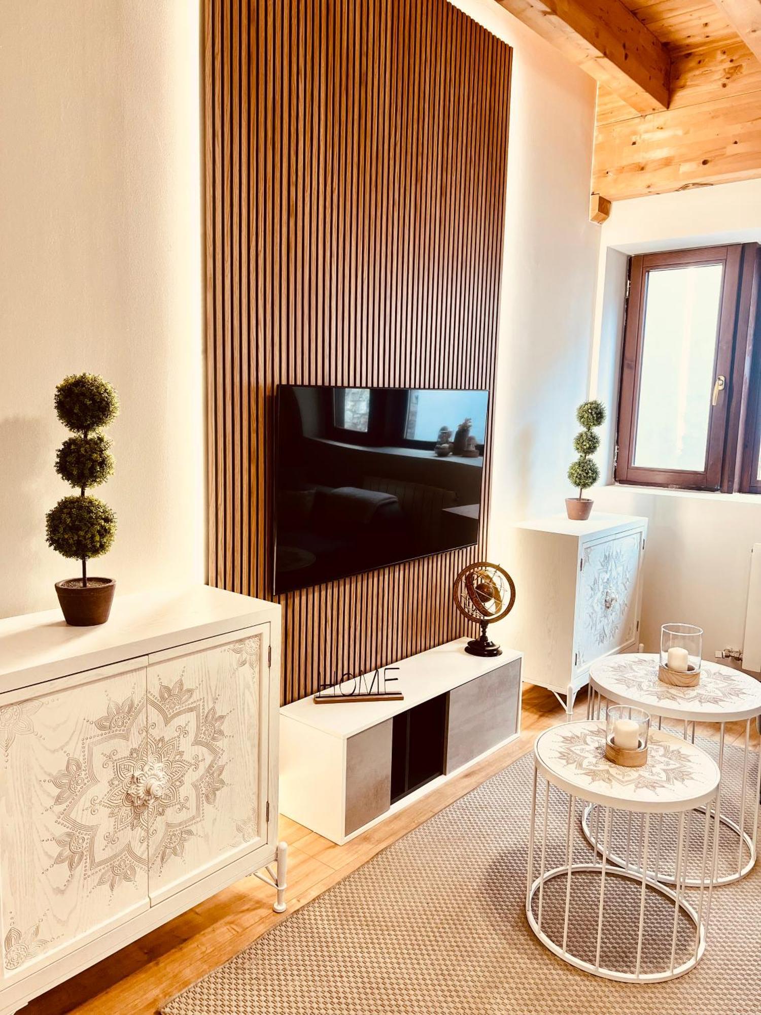 El Capricho De Claudia_ Apartamentos Burgos Catedral Ngoại thất bức ảnh